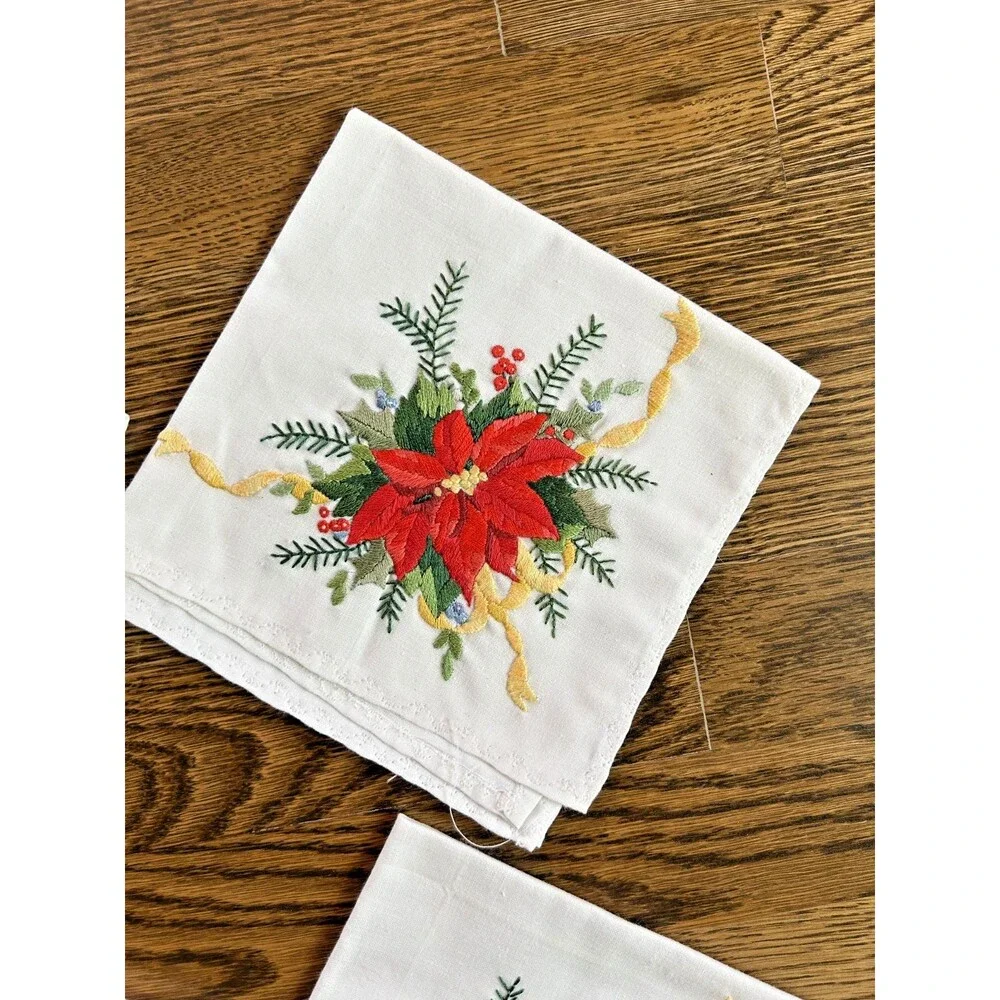 Lot of 4 Holiday Embrodered Cloth Napkins w/ Poinsetta & Gold Ribbon Design